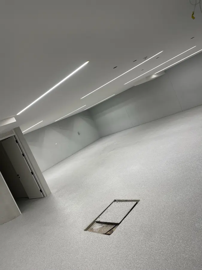 Light stone flake epoxy floor